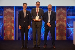 0012-0895-Portfolio-institutionell-Awards-11.03.2026