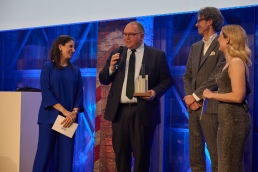 0015-0962-Portfolio-institutionell-Awards-11.03.2026