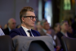 0004-0596-Portfolio-institutionell-Jahreskonferenz-11.03.2026