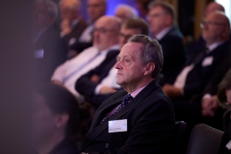 0008-0665-Portfolio-institutionell-Jahreskonferenz-11.03.2026