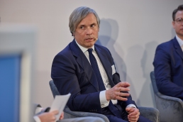 0041-2498-Portfolio-institutionell-Jahreskonferenz-11.03.2026