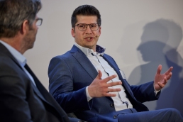 0055-2555-Portfolio-institutionell-Jahreskonferenz-11.03.2026