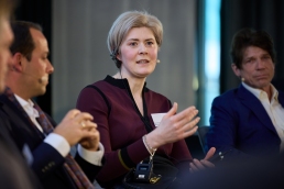 0070-3747-Portfolio-institutionell-Jahreskonferenz-11.03.2026