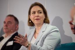 0074-3293-Portfolio-institutionell-Jahreskonferenz-11.03.2026