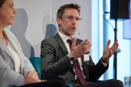 0075-3303-Portfolio-institutionell-Jahreskonferenz-11.03.2026