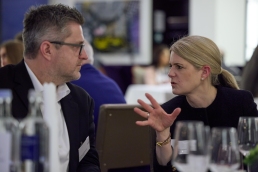 0483-Portfolio-institutionell-Abendessen-10.03.2026