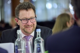 0957-Portfolio-institutionell-Abendessen-10.03.2026